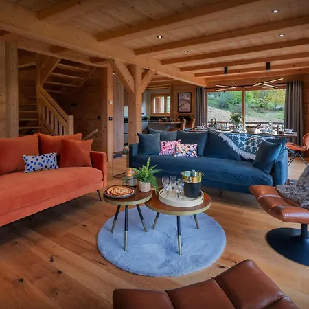 Q - Ovo Network Chalet *
